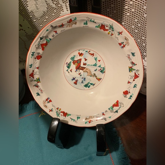 ✨⚡️💥 Set of FARBERWARE WHITE CHRISTMAS Dinner Plate, Bowl, Saucer - Picture 2 of 6